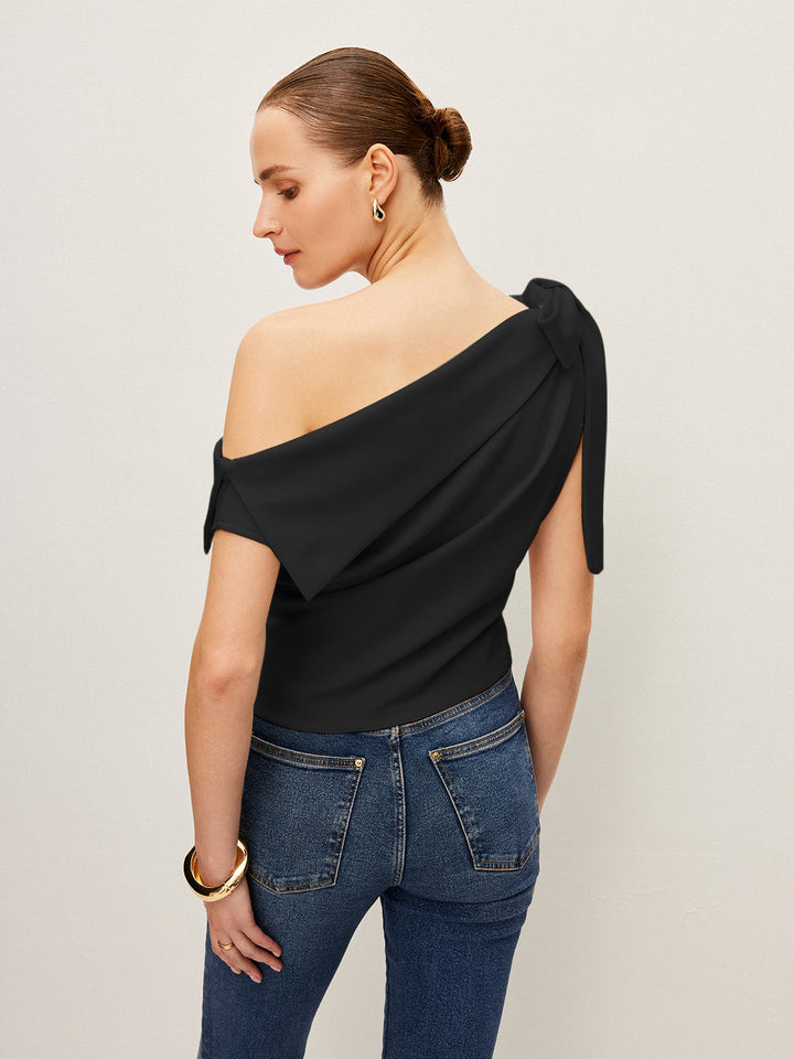 One-Shoulder-Oberteil mit Schleifendetaill