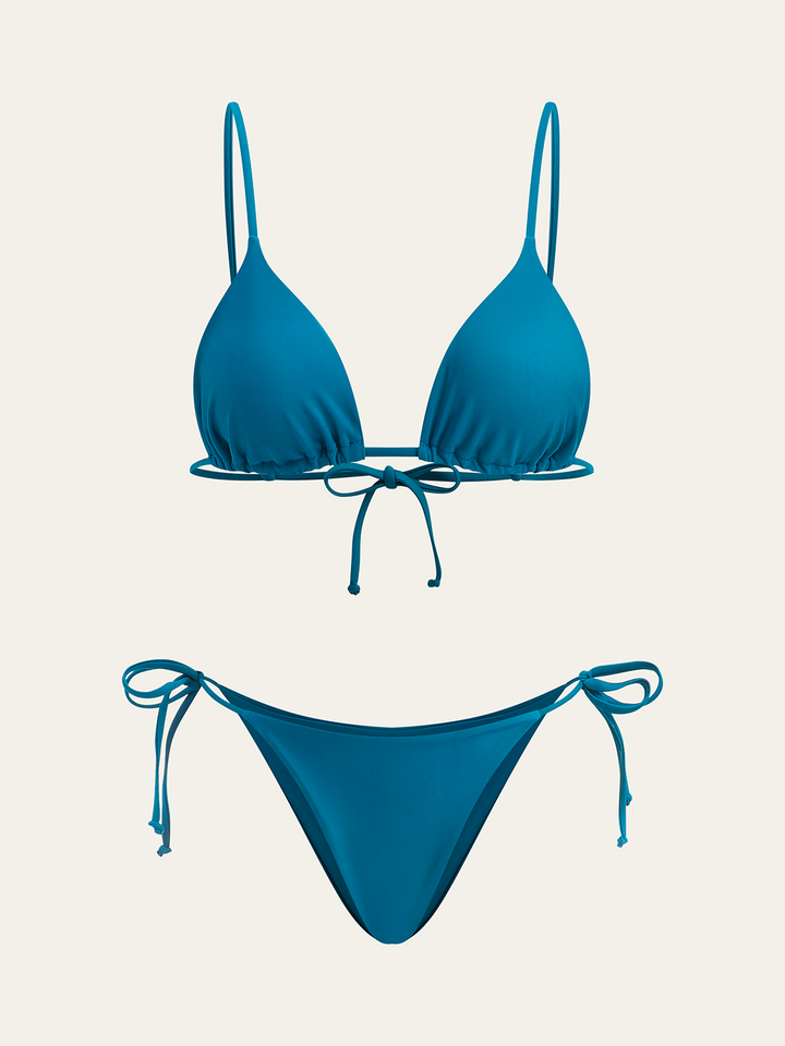 Dreiteiliges Bikini-Set mit Oberteil und zwei Unterteilen