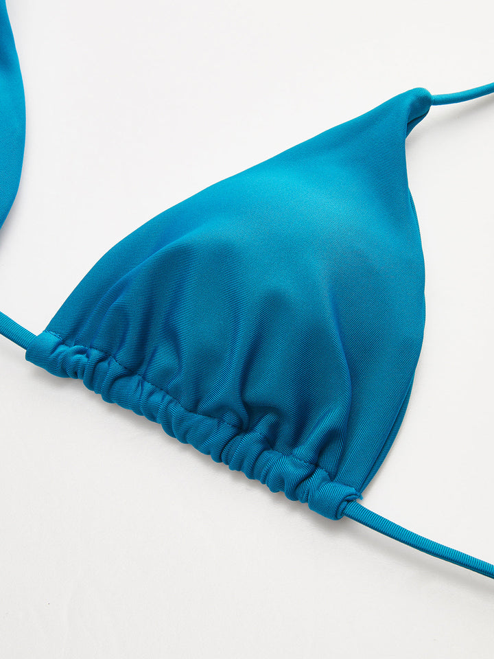 Dreiteiliges Bikini-Set mit Oberteil und zwei Unterteilen