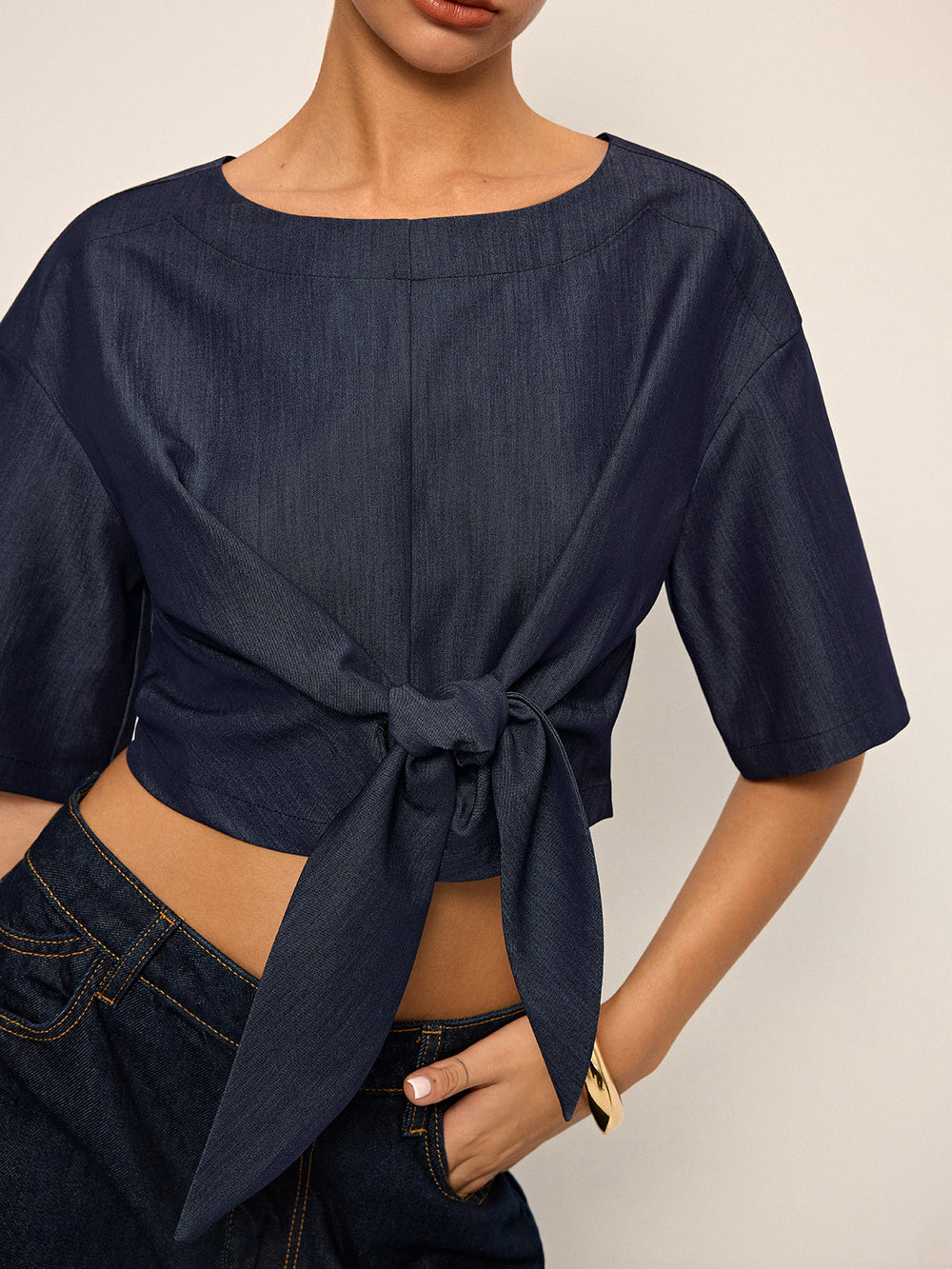 Crop-Top mit Bindung vorne