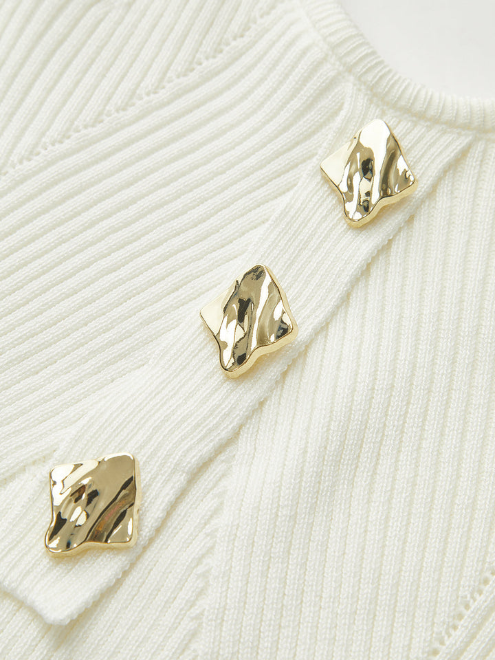 Geripptes Strick-Cami-Top mit Metallknopf