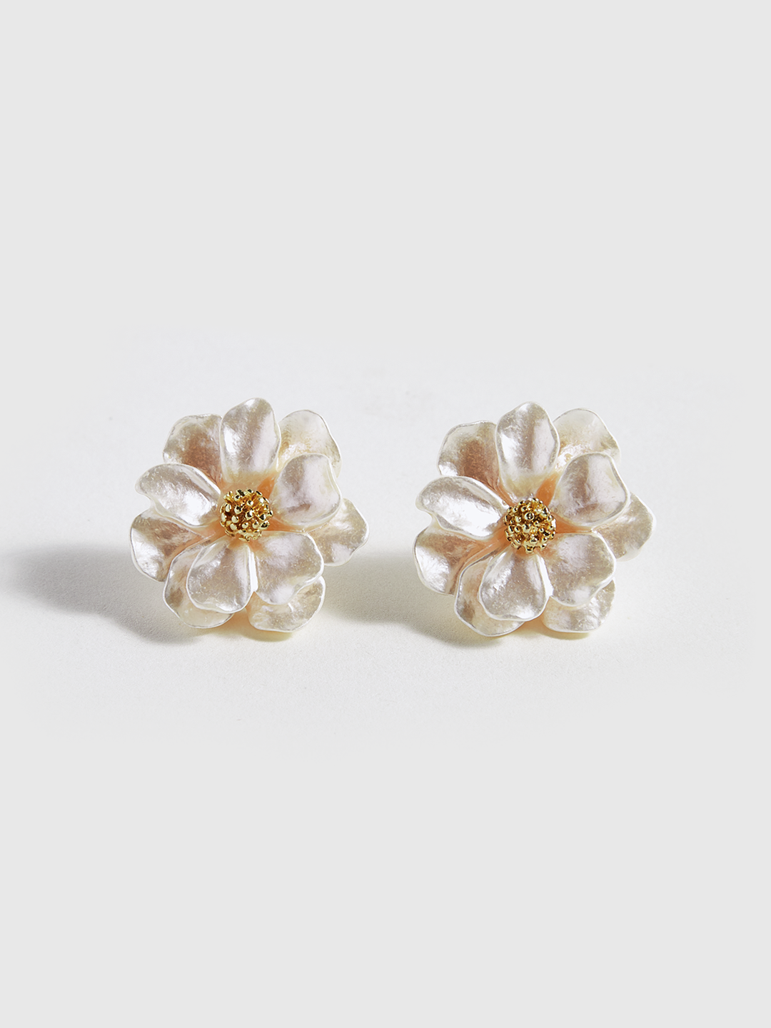 Resin Blumen Ohrstecker