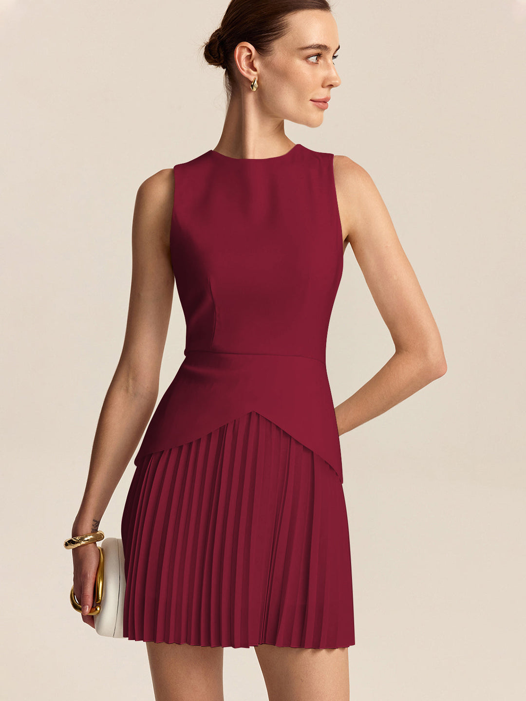 Kleid mit Faltenabschluss