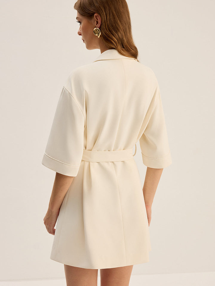Gürtel-Blazer-Kleid mit Taschen